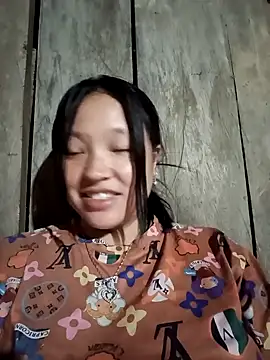 MuiNay online show from October 25, 2025, 1:07 pm