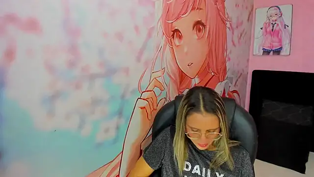 StarletTays online show from October 26, 2025, 1:55 am