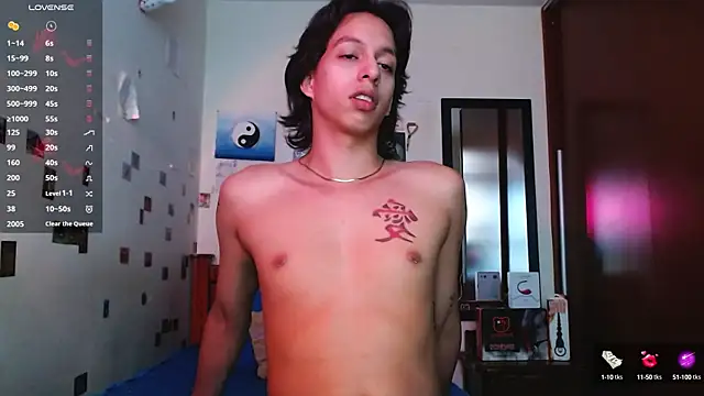 Snapshot of DannyPhantom555 chatting on October 15, 2025, 4:51 pm DannyPhantom555 online show from October 15, 2025, 4:51 pm