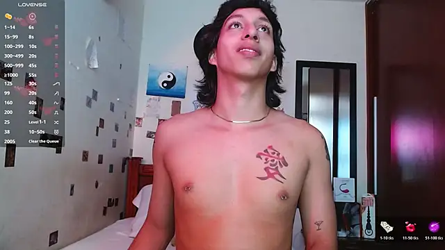 Snapshot of DannyPhantom555 chatting on October 23, 2025, 5:23 pm DannyPhantom555 online show from October 23, 2025, 5:23 pm