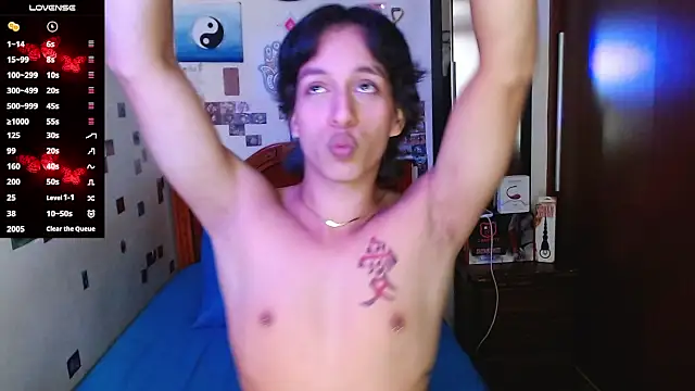 Snapshot of DannyPhantom555 chatting on November 25, 2025, 5:35 pm DannyPhantom555 online show from November 25, 2025, 5:35 pm