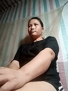 Love-Mama33 online show from October 30, 2025, 10:54 pm