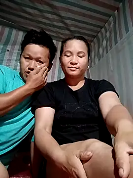 Love-Mama33 online show from November 8, 2025, 10:37 am