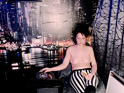 AMOURSWEET2025 online show from October 31, 2025, 3:35 pm