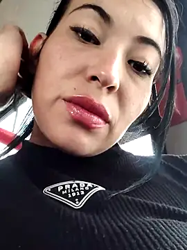 angelicroose2 online show from November 28, 2025, 8:22 pm