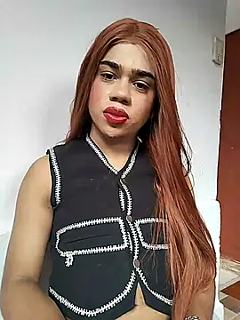 Snapshot of milabiggcoock chatting on November 15, 2025, 2:35 pm milabiggcoock online show from November 15, 2025, 2:35 pm