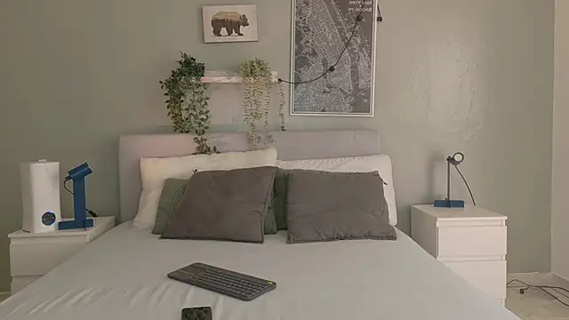 Snapshot of Nickifox__ chatting on December 1, 2025, 7:30 pm Nickifox online show from December 1, 2025, 7:30 pm