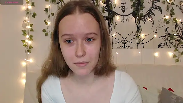 Snapshot of MandyMils chatting on November 29, 2025, 3:15 pm MandyMils online show from November 29, 2025, 3:15 pm