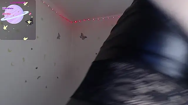 Snapshot of evangeline_lover chatting on October 10, 2025, 12:04 pm evangeline lover online show from October 10, 2025, 12:04 pm