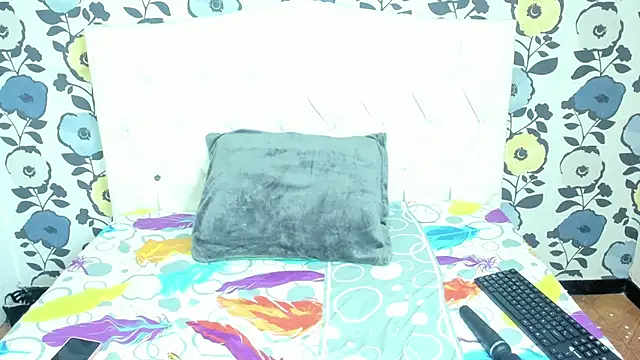 Snapshot of ValentinaKlean chatting on November 21, 2025, 4:44 am ValentinaKlean online show from November 21, 2025, 4:44 am