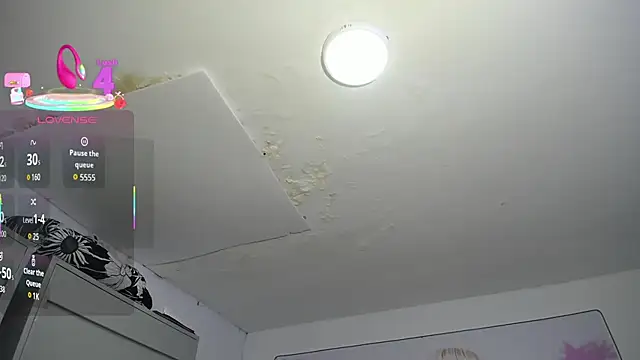 thalia mills19 online show from November 1, 2025, 11:07 pm