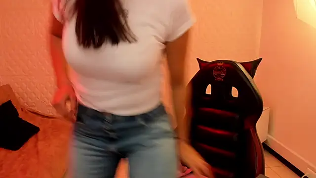 Eva mermaid online show from September 11, 2025, 2:06 pm