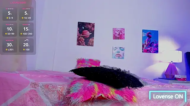 mia purplee online show from October 1, 2025, 3:12 am