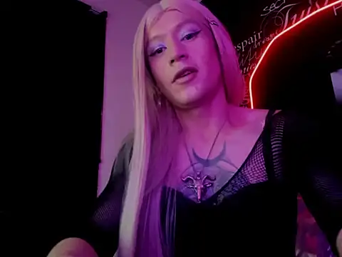 Snapshot of Megam_ chatting on September 19, 2025, 3:52 am Megam  online show from September 19, 2025, 3:52 am