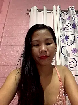 Cleo17 online show from November 17, 2025, 1:06 pm