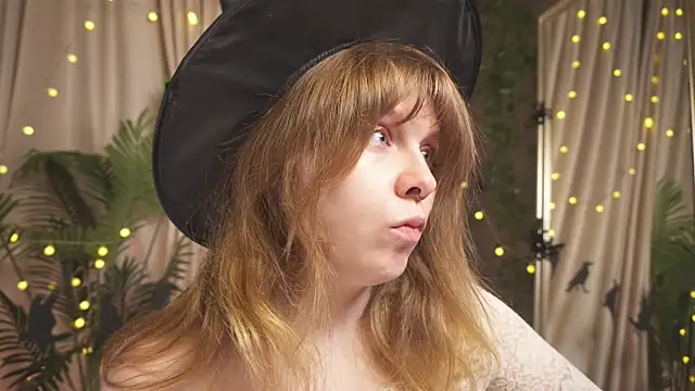 Snapshot of Sense_Of_Rosemary chatting on October 30, 2025, 5:53 am Sense Of Rosemary online show from October 30, 2025, 5:53 am