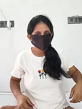 Snapshot of Your-Vedika chatting on September 19, 2025, 6:37 am Your-Vedika online show from September 19, 2025, 6:37 am