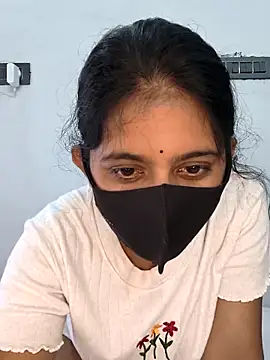 Snapshot of Your-Vedika chatting on October 4, 2025, 7:17 am Your-Vedika online show from October 4, 2025, 7:17 am
