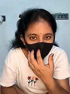 Snapshot of Your-Vedika chatting on October 5, 2025, 6:06 pm Your-Vedika online show from October 5, 2025, 6:06 pm