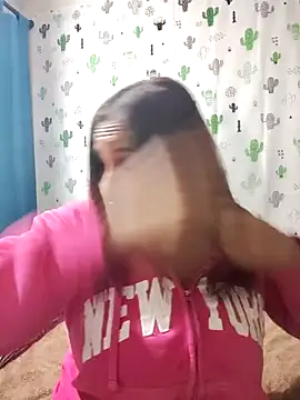 Snapshot of Avannay chatting on December 2, 2025, 1:11 am Avannay online show from December 2, 2025, 1:11 am