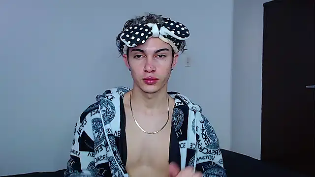 john vichenso online show from December 2, 2025, 9:54 pm