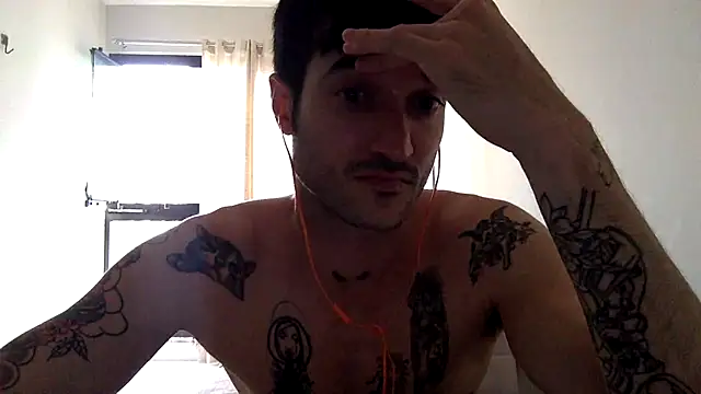 Snapshot of Fubinha chatting on September 22, 2025, 7:38 pm Fubinha online show from September 22, 2025, 7:38 pm