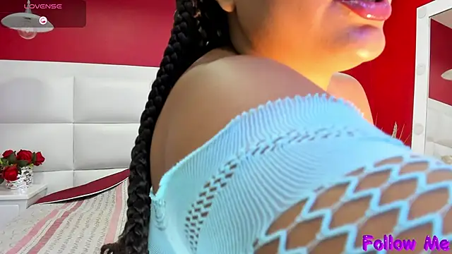 Snapshot of Michelle_Lewis_ chatting on September 29, 2025, 1:05 pm Michelle Lewis online show from September 29, 2025, 1:05 pm