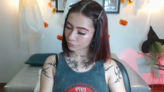 Snapshot of Evanss_lx chatting on October 22, 2025, 5:13 pm Evanss lx online show from October 22, 2025, 5:13 pm