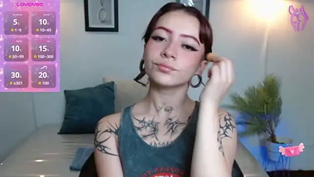 Snapshot of Evanss_lx chatting on November 10, 2025, 7:02 pm Evanss lx online show from November 10, 2025, 7:02 pm