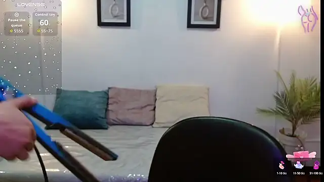 Snapshot of Evanss_lx chatting on November 26, 2025, 6:53 pm Evanss lx online show from November 26, 2025, 6:53 pm