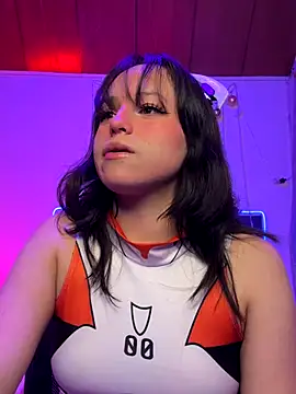 Eymmy 24 online show from November 17, 2025, 12:27 am