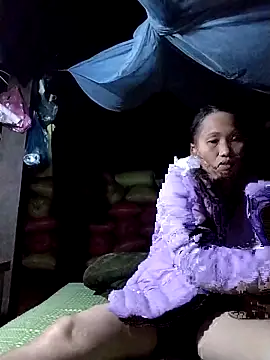 Snapshot of PhamPm70 chatting on November 4, 2025, 11:09 am PhamPm70 online show from November 4, 2025, 11:09 am