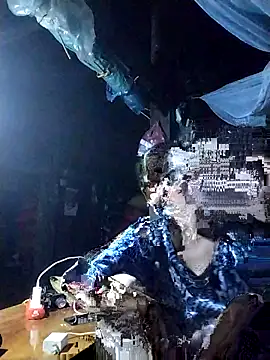 Snapshot of PhamPm70 chatting on November 5, 2025, 11:54 am PhamPm70 online show from November 5, 2025, 11:54 am