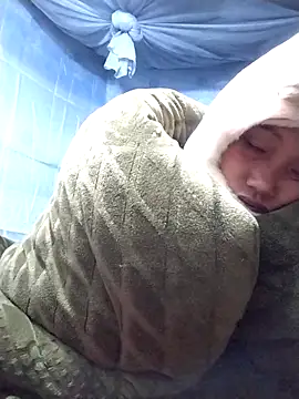 Snapshot of PhamPm70 chatting on December 16, 2025, 10:59 pm PhamPm70 online show from December 16, 2025, 10:59 pm