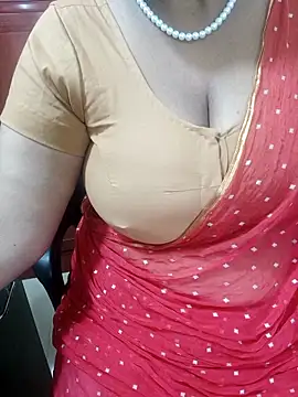 Snapshot of tami_lavanya chatting on September 14, 2025, 9:08 am tami lavanya online show from September 14, 2025, 9:08 am