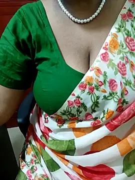 Snapshot of tami_lavanya chatting on September 17, 2025, 4:19 pm tami lavanya online show from September 17, 2025, 4:19 pm