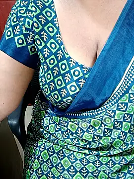 Snapshot of tami_lavanya chatting on October 10, 2025, 4:55 am tami lavanya online show from October 10, 2025, 4:55 am