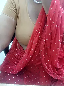 Snapshot of tami_lavanya chatting on November 14, 2025, 5:28 am tami lavanya online show from November 14, 2025, 5:28 am