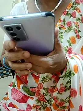 Snapshot of tami_lavanya chatting on November 22, 2025, 6:29 pm tami lavanya online show from November 22, 2025, 6:29 pm