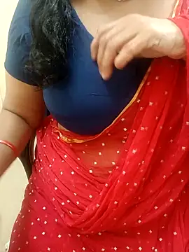 Snapshot of tami_lavanya chatting on December 4, 2025, 5:10 pm tami lavanya online show from December 4, 2025, 5:10 pm