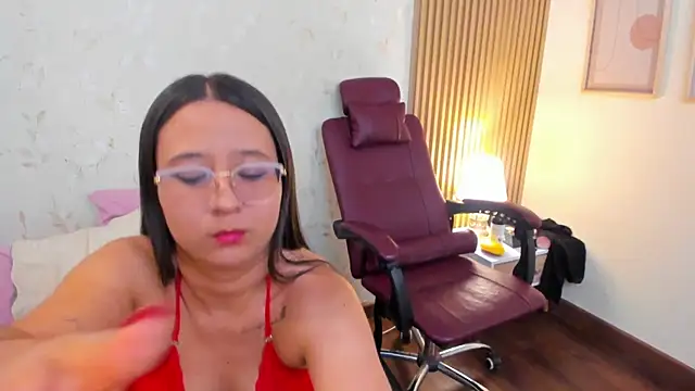 Snapshot of lizzievan chatting on September 27, 2025, 5:01 am lizzievan online show from September 27, 2025, 5:01 am