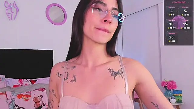 Aryane art  online show from November 12, 2025, 9:14 pm