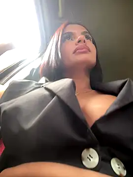 IrinaVelvet online show from October 11, 2025, 7:01 pm