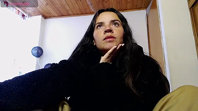 Snapshot of Skylar_Serenity chatting on October 30, 2025, 7:47 pm Skylar Serenity online show from October 30, 2025, 7:47 pm