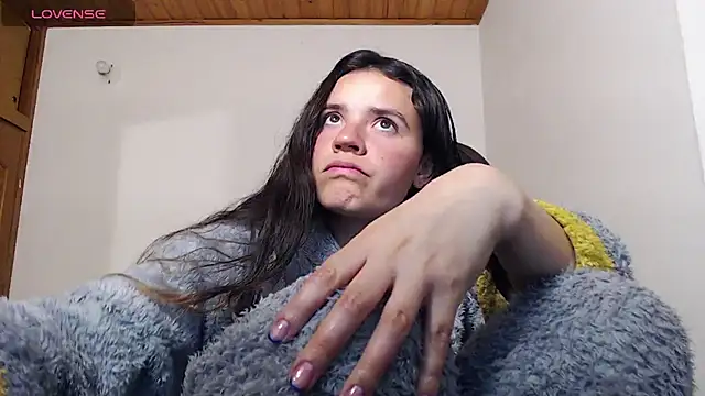 Snapshot of Skylar_Serenity chatting on November 30, 2025, 12:03 am Skylar Serenity online show from November 30, 2025, 12:03 am