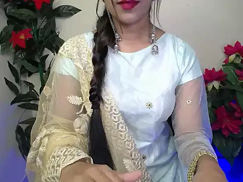 Snapshot of Little_queenn chatting on September 11, 2025, 1:06 am Little queenn online show from September 11, 2025, 1:06 am