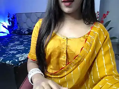 Snapshot of Little_queenn chatting on September 20, 2025, 5:58 pm Little queenn online show from September 20, 2025, 5:58 pm