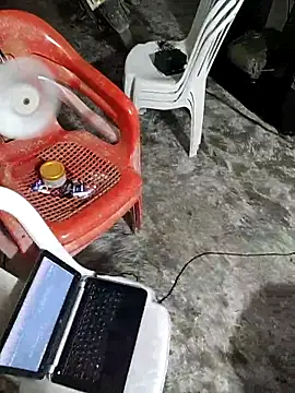 giannis090 online show from September 18, 2025, 8:44 pm