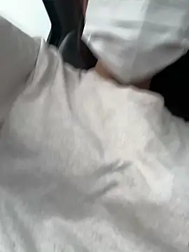 Snapshot of ni_ni01 chatting on November 13, 2025, 4:44 am ni ni01 online show from November 13, 2025, 4:44 am