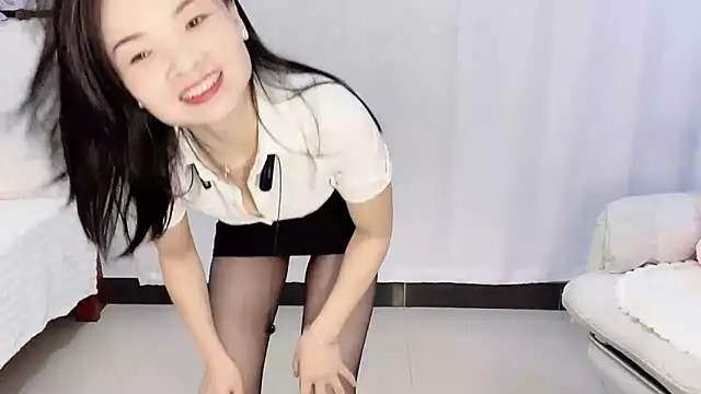 Snapshot of Tangbao-Baby chatting on November 4, 2025, 1:16 am Tangbao-Baby online show from November 4, 2025, 1:16 am